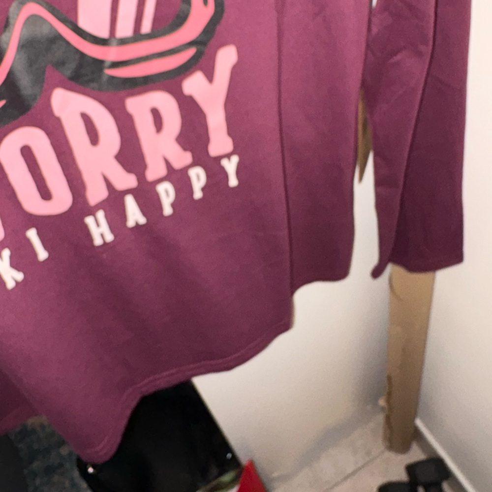 NWT Born Deep Plum Long Sleeve Tee with Tag. Don’t worry ski happy graphic - Picture 5 of 7
